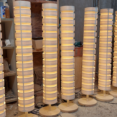 Đèn cây để sàn, góc sofa bằng gỗ cao 1,3 mét HH DCG-106