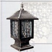 Đèn gắn đầu trụ cổng có mái chùa màu vàng đồng TC 9603A Ø200xH350