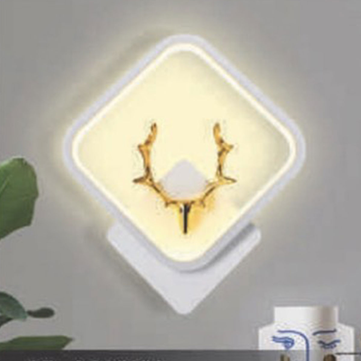 Đèn led gắn tường 3 màu cho cầu thang, phòng ngủ VL-A32/WH L250xH295