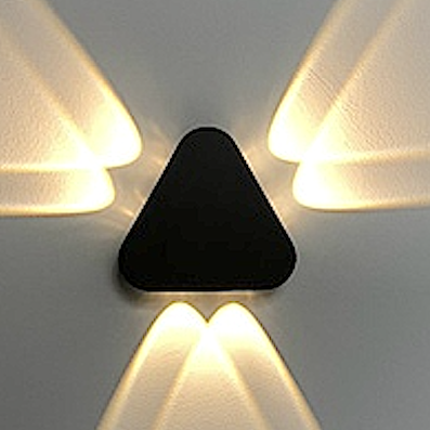 Đèn gắn tường hình tam giác đều 6 tia led chống nước VNT290T6