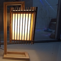 Đèn để bàn bằng gỗ nghệ thuật cao 60cm HH DBG-1509